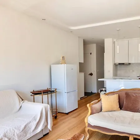 16th 2 Bedrooms Near Eiffel Tower Renovated Balcony 2-4 Person Appartamento *