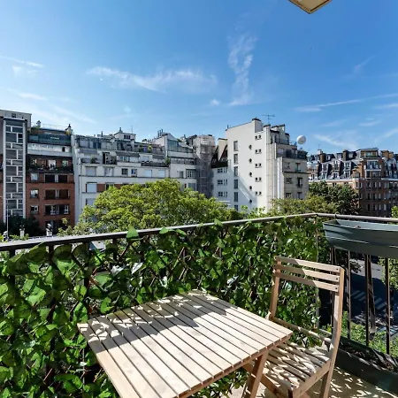 Appartamento 16th 2 Bedrooms Near Eiffel Tower Renovated Balcony 2-4 Person Parigi