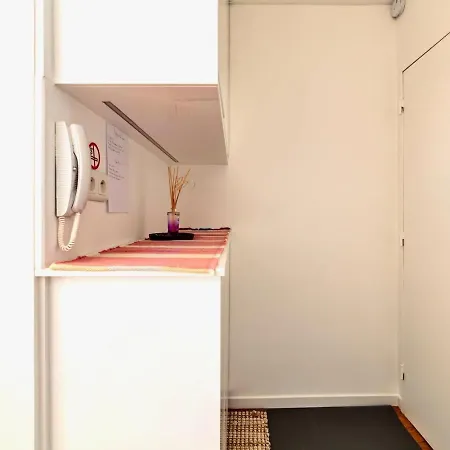 Appartamento 16th 2 Bedrooms Near Eiffel Tower Renovated Balcony 2-4 Person *